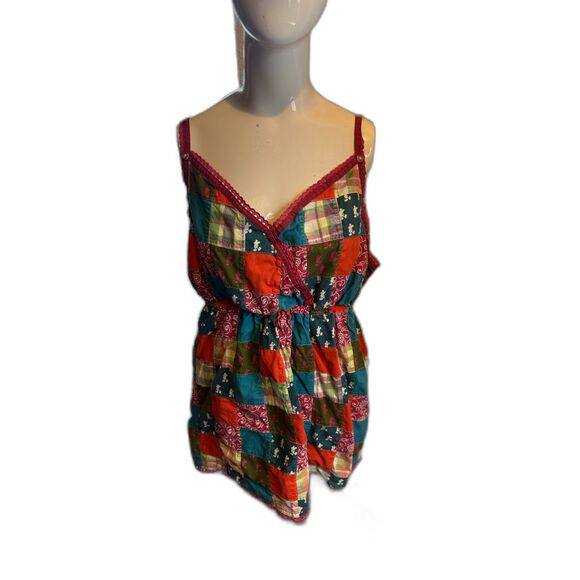 Disney Apparel Women’s Tank Top Patch Work V Neck Sz XL Elastic Back Multicolor - Picture 1 of 9